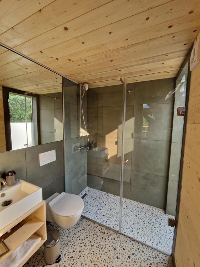 Golife Center Glamping Hotel Laze v Tuhinju Exterior photo